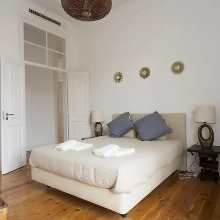 Rato Luxurious By Homing Apartment Lisbon